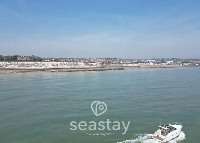 Aurora Spa Seaview Penthouse Ramsgate